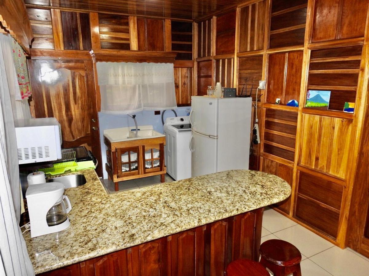 Las Pavitas Cottages La Fortuna المظهر الخارجي الصورة