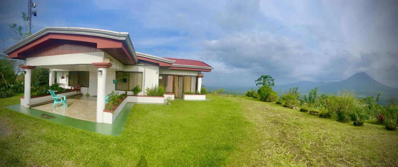 Las Pavitas Cottages La Fortuna المظهر الخارجي الصورة