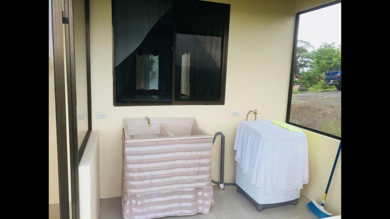 Las Pavitas Cottages La Fortuna المظهر الخارجي الصورة